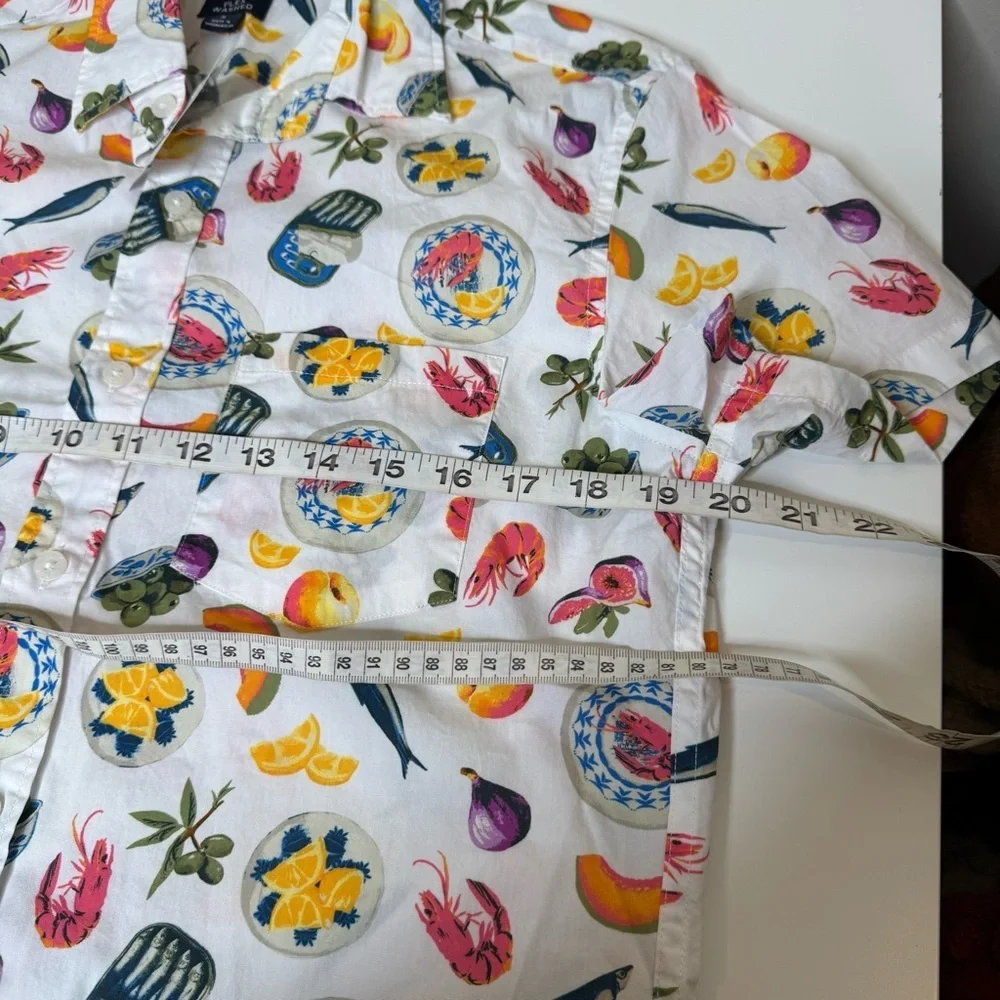 J. Crew Short-sleeve printed flex casual shirt size small